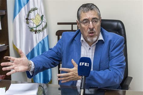 ¿Quién es y qué propone Bernardo Arévalo, candidato a presidente de Guatemala?